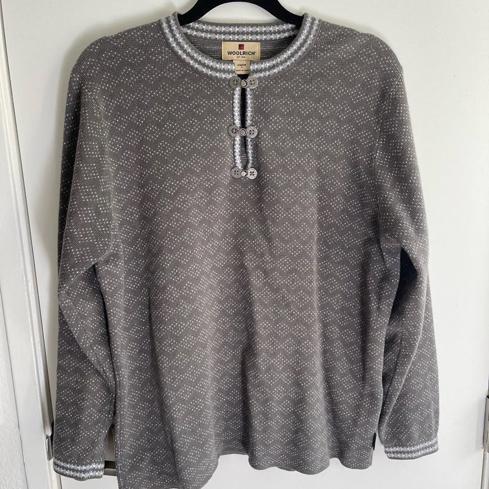 Woolrich Gray Sweater with Metal Clasps L